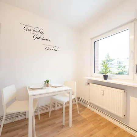 Monteurwohnung-fuer-5-personen-1-og-5-betten-in-schwarzenbek-skge0901 Apartment Schwarzenbek