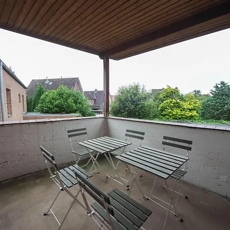 Monteurwohnung-fuer-5-personen-1-og-5-betten-in-schwarzenbek-skge0901 Apartment Schwarzenbek